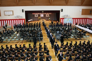 東通小学校卒業式1
